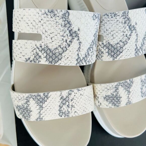 COLE HAAN‎ ZeroGrand Slide Sandal, Ivory/White, Beach Summer Sandal, Size 10 NWT - Picture 11 of 15